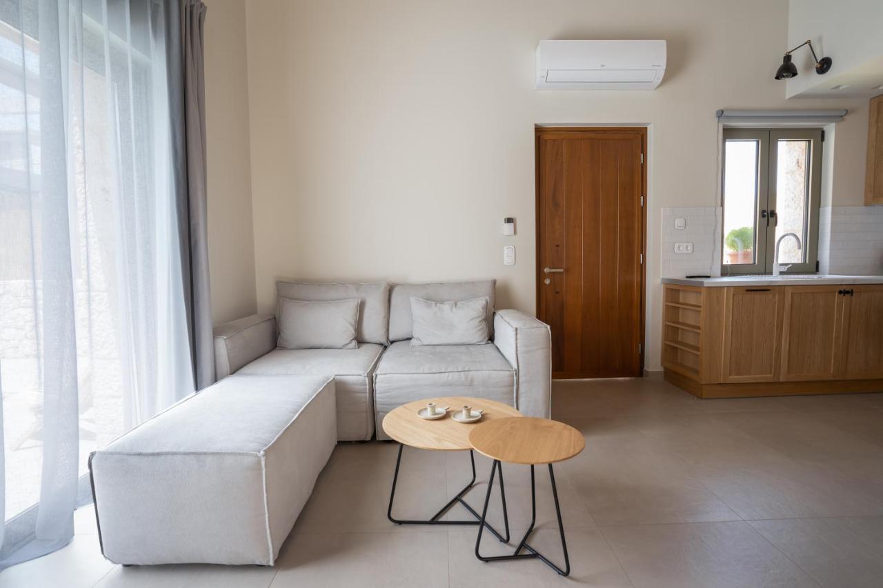 Papadria Villas - Modern Luxury Villas Near Kathisma Beach Tsoukaladhes Bagian luar foto