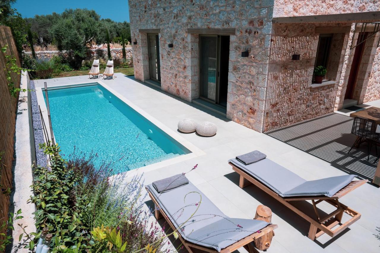 Papadria Villas - Modern Luxury Villas Near Kathisma Beach Tsoukaladhes Bagian luar foto